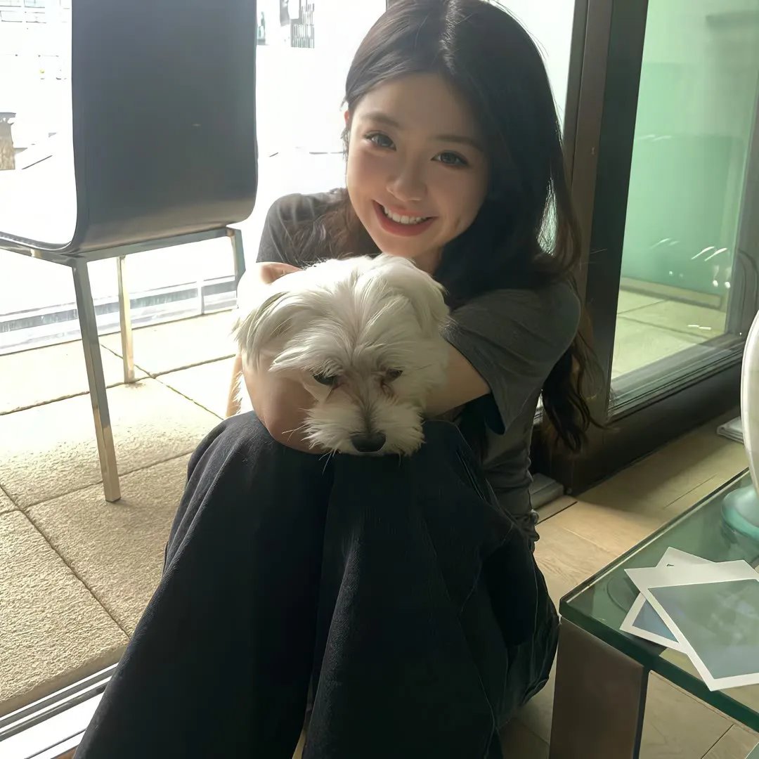 那孩子出生了…… 海报